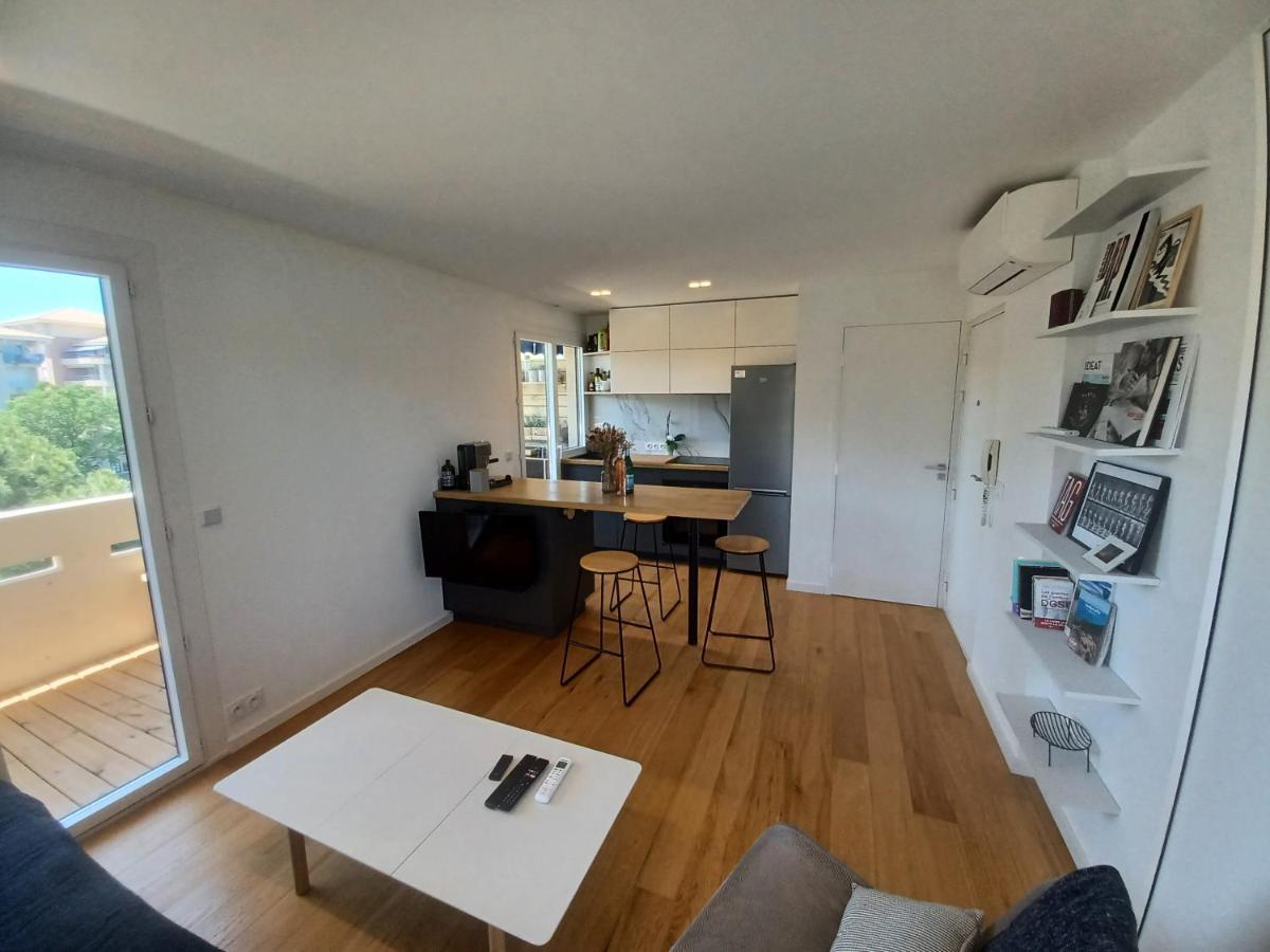 Superbe Appartement A 100M De La Mer, Et A Cote De La Base Nature Фрежюс Экстерьер фото