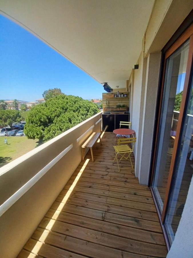 Superbe Appartement A 100M De La Mer, Et A Cote De La Base Nature Фрежюс Экстерьер фото